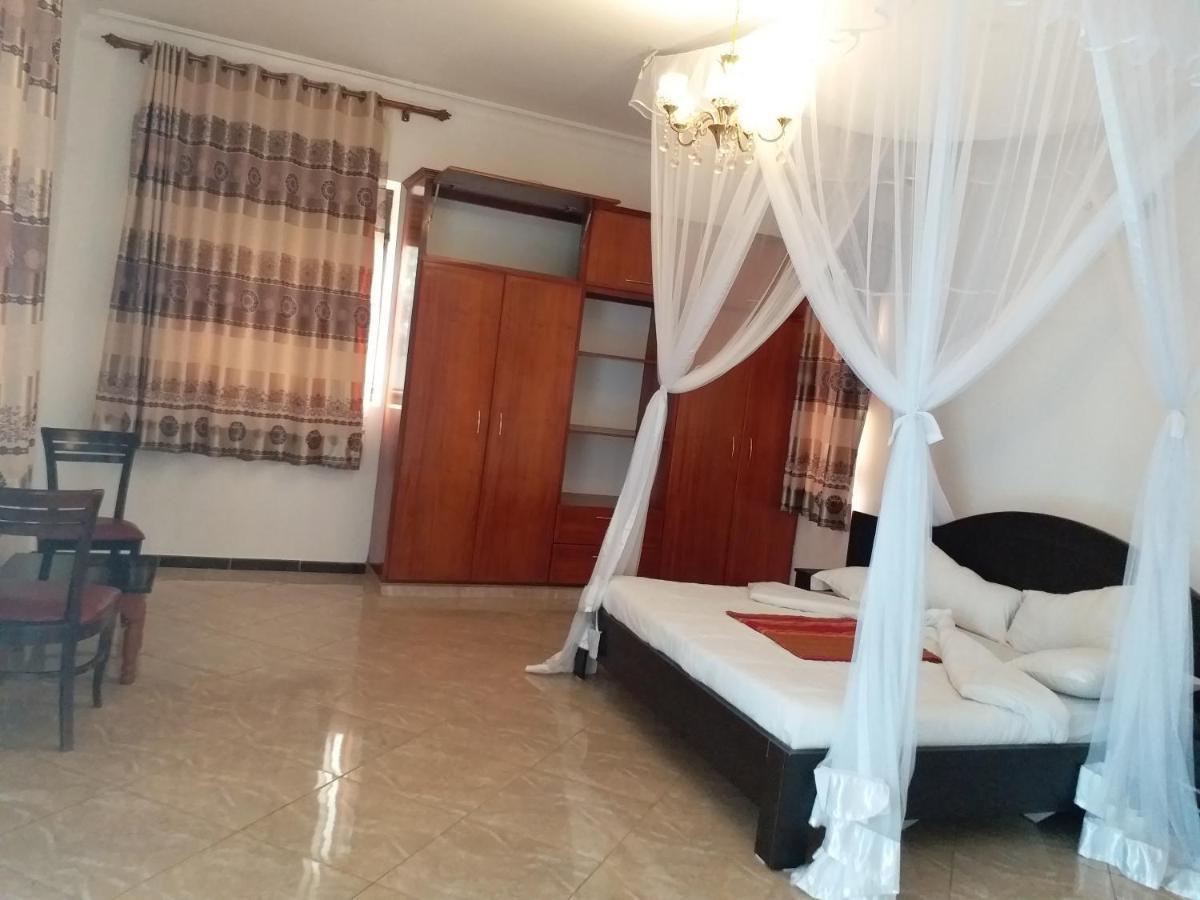 Acactus Hotel Kampala Exteriér fotografie